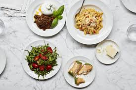 Reasons for popularity of lunch delivery service in the offices. Best Luxury Food Delivery Services In London