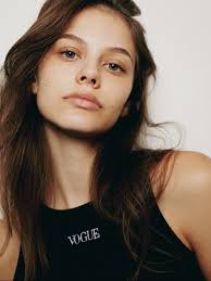 Carla Schuster's Instagram, Twitter & Facebook