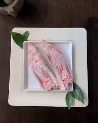 Lava la olla, coloca los pies de cerdo en la olla y cubre con 5 l. Manitas De Cerdo Comprar Online La Carniceria De Salamanca