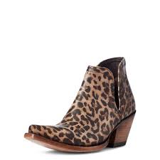 Shop women's frye brown size 9 heeled boots at a discounted price at poshmark. 670 Accessories Ideas In 2021 Shoes Me Too Shoes Shoe Boots