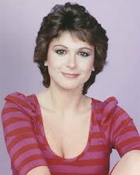 Happy 67th birthday to Dinah Beth Manoff She is an American stage, film,  and television actress and television director. She is best known for her  roles as Elaine Lefkowitz