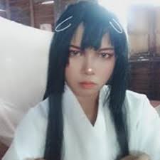 Wang Wa's Instagram, Twitter & Facebook