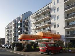 Er sollte über gute kenntnisse des immobilienmarkts verfügen und mehrere passende wohnungen anbieten können. Gunstige Wohnung Kaufen In Dusseldorf Immobilienscout24