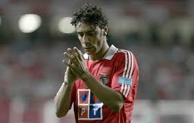 Rui costa, rui costa, directivo del equipo, comentó que benfica ya realizó la oferta final y será decisión de cavani en aceptar o no la propuesta para unirse a las águilas. Rui Costa Lembra Eusebio Como Uma Marca Eterna Para Portugal Sic Noticias