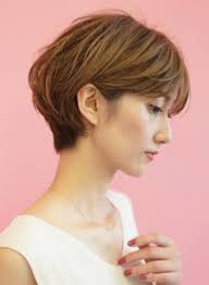 40代女性 ショート 前髪あり でアラフォー世代の悩みも一気に解決 bangs バングス 2021 ボブパーマ 髪型 ヘアスタイル