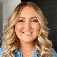 Hannah Obrochta's Instagram, Twitter & Facebook