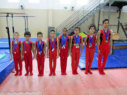 Pela primeira o grupo de ginástica olímpica do período ampliado se prepara para participar de uma competição da liga de esportes escolares. Ginastica Artistica Equipes De Jundiai Trazem Bons Resultados Noticias