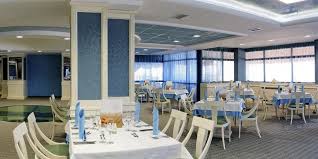 Hotelul lti berlin golden beach****este situat in partea de nord a statiunii nisipurile de aur direct pe plaja marii negre. Hotel Berlin Golden Beach Nisipurile De Aur Oferte Cazare