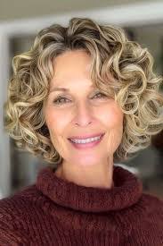 Cindy Macfarlane's Instagram, Twitter & Facebook