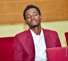 ZIL Lorvensky, alias Ziltpf , est un jeune marigotien dont l'engagement  fervent et la passion inébranlable pour le football ont insufflé une  nouvelle vitalité au département du Sud-Est d'Haïti. Par l'organisation  magistrale