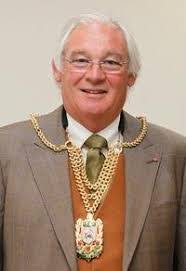 Jim Leishman's Instagram, Twitter & Facebook
