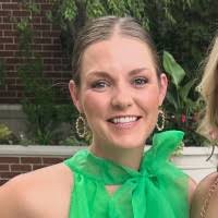 100+ "Liz Combs" profiles