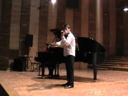 Ateliere sala de concerte a liceului, cu 250 de locuri, cu acustic de nivel european, destinat spectacolelor i recitalurilor vocale i instrumentale. Liceul De Arta Marin Sorescu Craiova 27 10 2011 Sala Mare De Festivitati Mpg Youtube