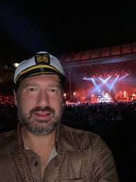 Chris Moe (@chrismoe)