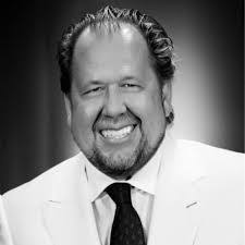 Howard Whetstone's Instagram, Twitter & Facebook