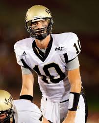The current head coach of the idaho vandals football team is paul petrino. 2006 2007 Idaho All White Uniform Football College Football Uniforms Idaho Vandals Football