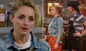 Emmerdale cast: who plays Karen? Who is Reanne Farley?