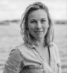 Jennifer Factor's Instagram, Twitter & Facebook