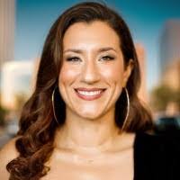 Lynette Cone's Instagram, Twitter & Facebook