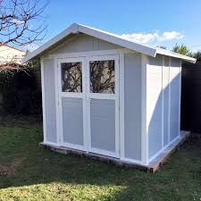 abri de jardin en pvc 4 9m deco gris clair et blanc grosfillex