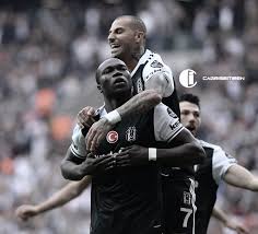 Beşiktaş kulübü, kamerunlu futbolcu vincent aboubakar'ın transferi konusunda kulübü porto ile görüşmelere başlandığını açıkladı. Aboubakar Quaresma Besiktas Spor Alintilari Spor Tarih