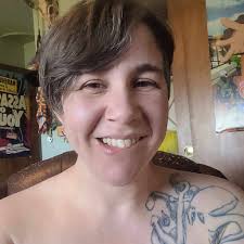 Feral community leader introduces themselves and shares personal updates