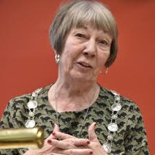 Elder Holland presents 'David O. McKay Stone' to Scottish Museum