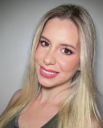 Brisa Alvarenga (@brisalvarengamakeup_) • Instagram photos and videos