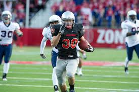 Seawolves Beat Albany, Move