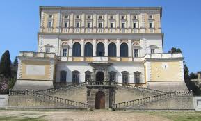 The villa farnese, also known as villa caprarola, is a pentagonal mansion in the town of caprarola in the province of viterbo, northern lazi. Palazzo Farnese Di Caprarola