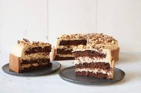 Chocoladetaart Met Speculoos Slagroom En Hazelnoten Chocoladetaart Chocolade Biscuit Slagroom
