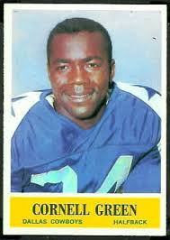 1964 Philadelphia Football Card #47: Cornell Green rookie card