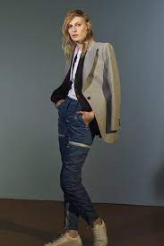 Sur.ly for any website in case your platform is not in the list yet, we provide sur.ly. Julia Nobis On Modeling And Studying To Be A Doctor