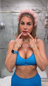 Let’s get ready for the gym & run errands 👟🤍 #grwm #grwmroutine #grwmmakeup #motivation #gymmotivation #makeup #makeuproutine #asmr #asmrvideo #asmrsounds