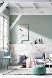 Le Vert S Invite Sur Vos Murs Dans Des Teintes Pastels Une Ambiance Douce Et Lumineuse Peinture Vert Pastel Deco Salon Deco Maison Decoration Interieure
