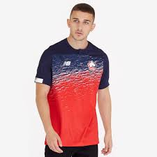 Avec christophe galtier aux commandes, les lillois reviennent dans le top du foot français. New Balance Osc Lille 19 20 Heimtrikot Rot Herren Fanbekleidung Trikots Pro Direct Soccer