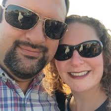 Who is a reliable antique dealer for house calls?