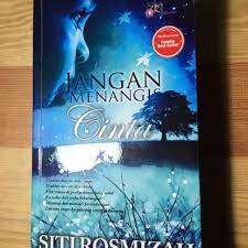 Pasalnya, pengacara kondang itu mengunggah meriam bellina. Jangan Menangis Cinta By Siti Rosmizah Books Stationery Books On Carousell