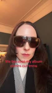 GIRL WITH NO FACE out wherever you live at midnight. 🥹🕛