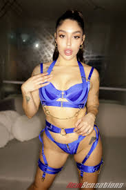 Vanessa Skye Slim Exotic Pornstar in Lingerie