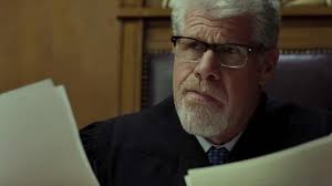 Papo de Seriador: Review: Hand of God 1x01 Pilot: Uma loucura inteligente