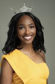 ULM Titleholders Program by ULM Student Development