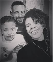 Draw Dedicated to my sister @jessicadesignerestudio And your family ❤️ hope  you like it ❤️ : r/ColoredPencils