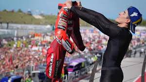 Arianna Rivas Porn - Deep Anal with Mike Davies