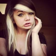 Amber Pyle's Instagram, Twitter & Facebook