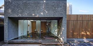 Berikut kami sertakan berbagai contoh gambar gambar desain rumah dengan batu alam sebagai inspirasi anda membangun hunian yang nyaman. Contoh Desain Rumah Batu Alam Paling Keren Sejauh Ini