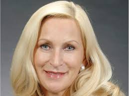 Women of Excellence: Kathy Longo gets joy out of volunteering