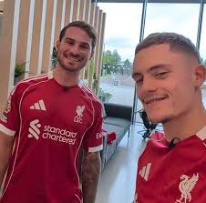 Wirtz: “Who says I want the 10? I respect players”.