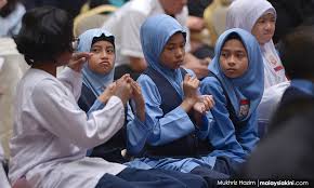 Maybe you would like to learn more about one of these? Malaysiakini Maszlee Swipes At Negative Press Politicking In Resignation Speech