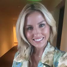 Danielle Kendrick (@ohhey_danik) • Threads, Say more